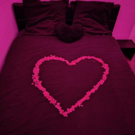 Appart'Hotel De La Gare - Cocooning Montbéliard Екстериор снимка