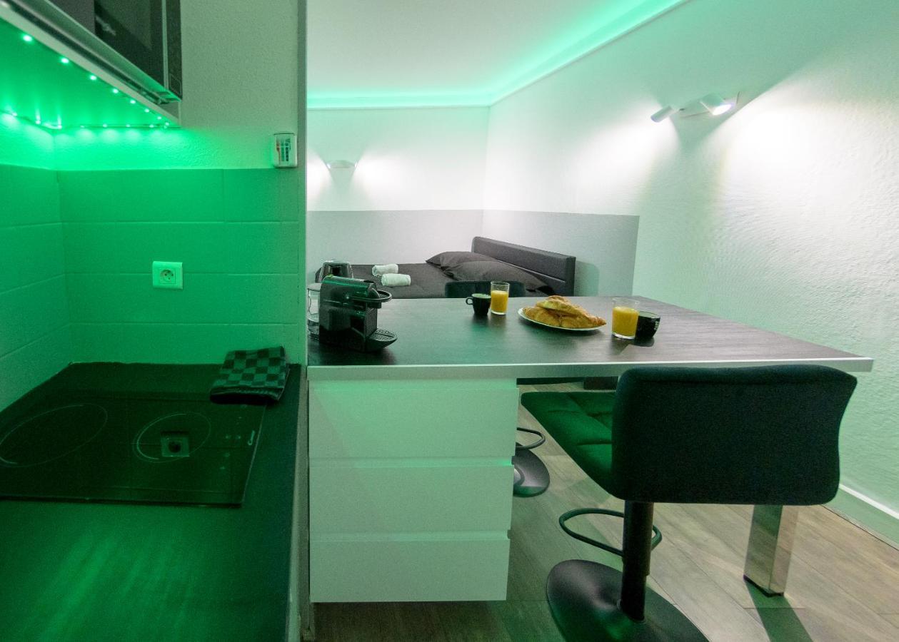 Appart'Hotel De La Gare - Cocooning Montbéliard Екстериор снимка